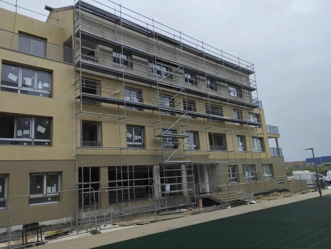 Parties communes d'une résidence à Fleury-sur-Orne après nettoyage de fin de chantier par PROCLEAN STJ